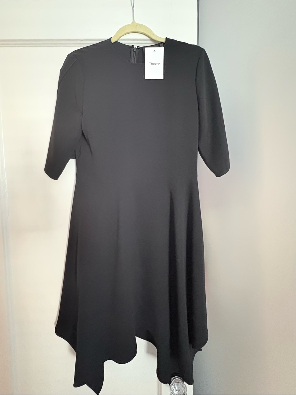NWT - Theory Relaxed Circle Dress in Black - size 2